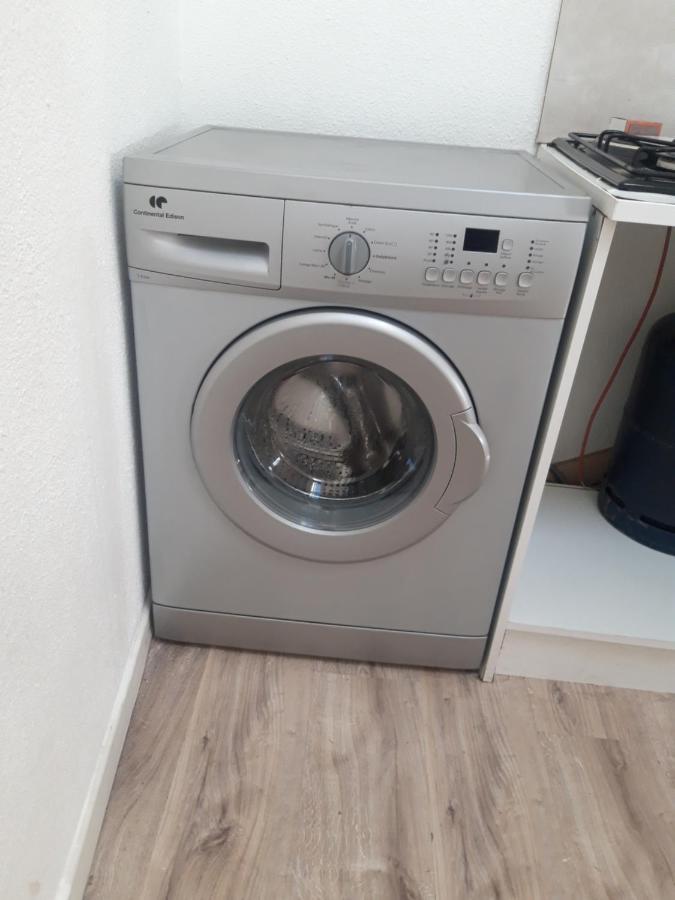 appartement f1 meublé 3 personnes Aubenas Esterno foto