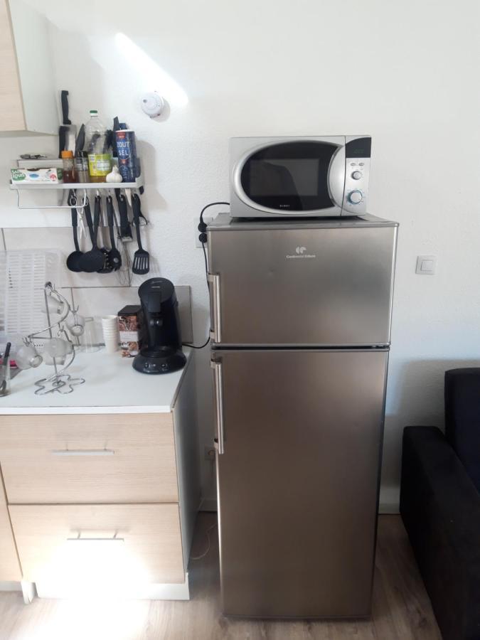 appartement f1 meublé 3 personnes Aubenas Esterno foto